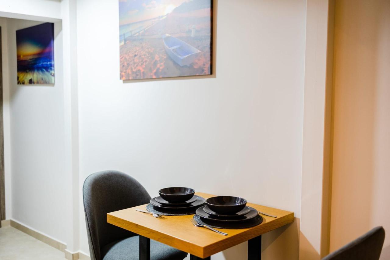 Uncover Kalamata'S Hidden Gem - Cosy City Nest Exterior foto